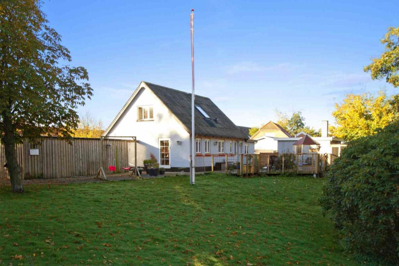 Hus I Landsby Ringkobing Exterior photo